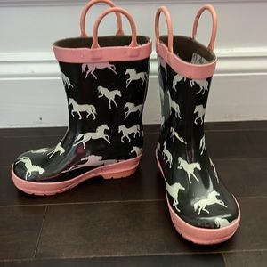 Hatley Rain Boots horse themed navy, pink, white little girls sz 7